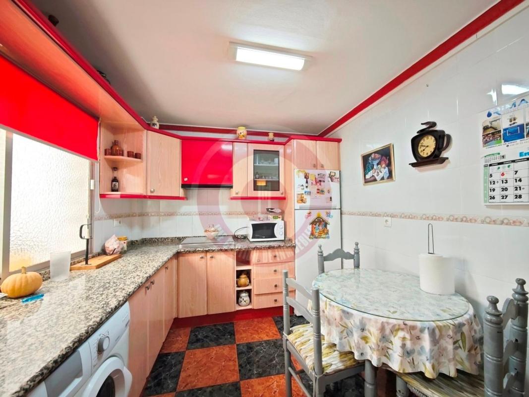 Venta de piso en Piso en Calle Canalejas, 10, Centro Ciudad - El Carmen, Vélez-Malaga, Vélez-Malaga
 photo 4