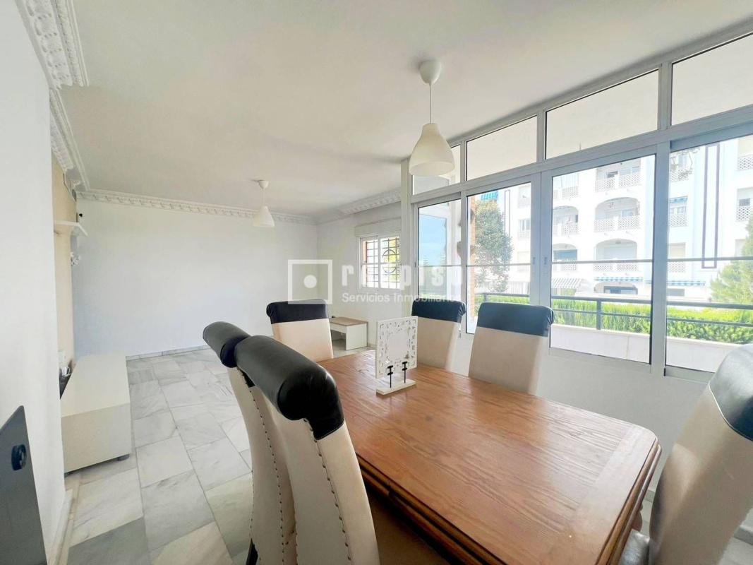 Sale of apartment in Piso en La Leala - El Saltillo, Torremolinos, Torremolinos
photo 2