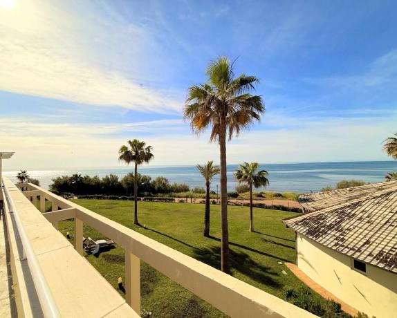 Продажа квартиры на Piso en Urbanización Galera la I, Buenas Noches, Estepona, Эстепона
photo 1