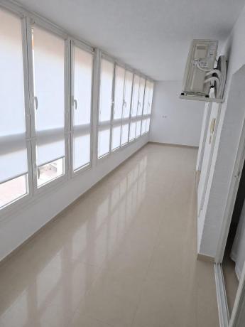 Sale of flat in Piso en Calle Boscán, Manantiales - Estación de Autobuses, Torremolinos, Torremolinos
thumbnail 1