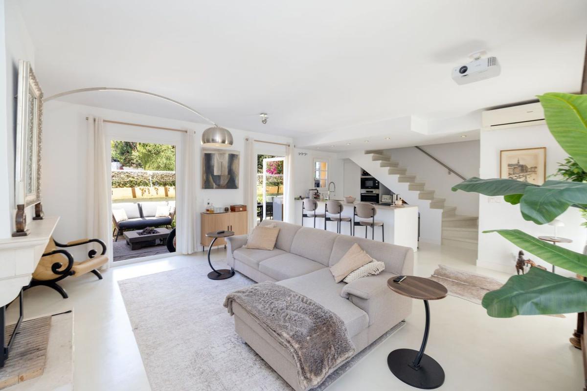 Venta de chalet adosado en Chalet adosado en Calle 9, Guadalmina Baja, Marbella , Marbella photo 1