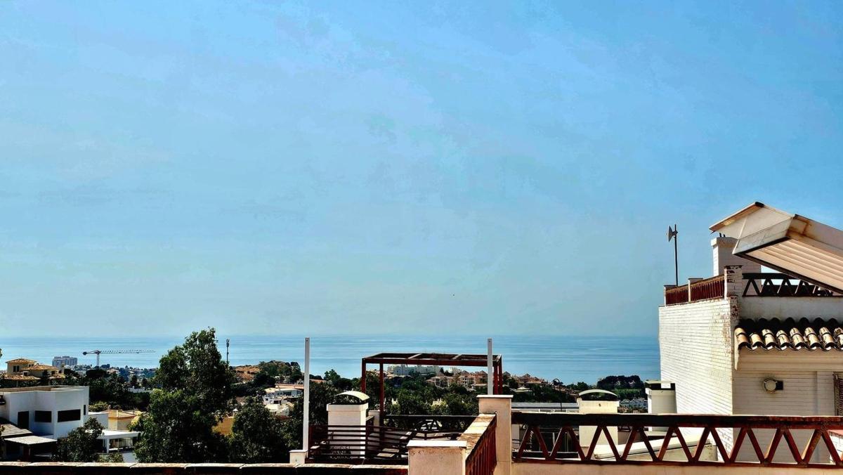 Sprzedaż szeregowego domku w Chalet adosado en Calle Verdi, 5, Rancho Domingo - La Hacienda, Benalmádena , Benalmádena photo 1
