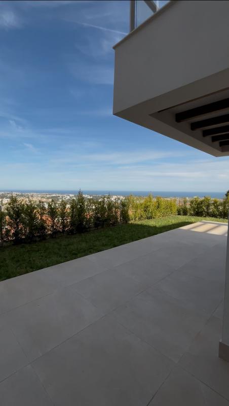 Sale of apartment in Piso en Avenida de la Alquería, La Alquería, Benahavís, Benahavís
photo 1