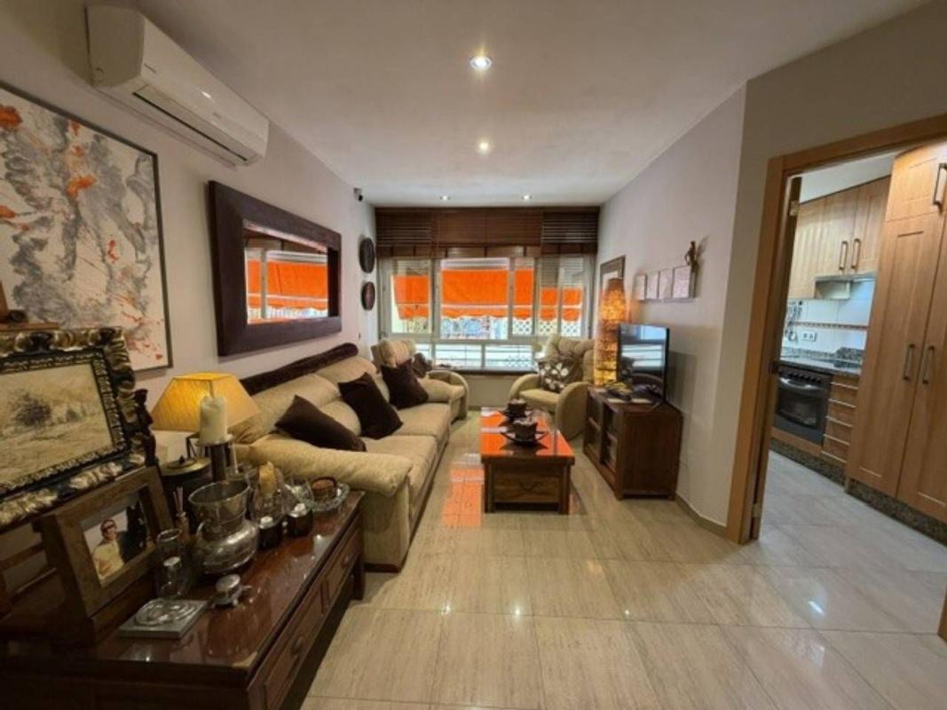 Venta de piso en Piso en Pasaje Victoria, Puerto de Estepona, Estepona, Estepona
photo 1
