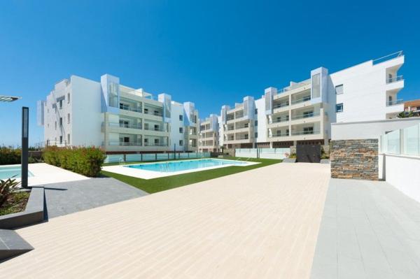 Продажа квартиры на Piso en Juan Antonio De Torquemad, 12, Linda Vista-Nueva Alcántara-Cortijo Blanco, Marbella, Марбелла
photo 1