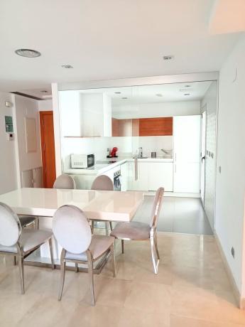 Продажа квартиры на Piso en Juan Antonio De Torquemad, 12, Linda Vista-Nueva Alcántara-Cortijo Blanco, Marbella, Марбелла
 photo 4