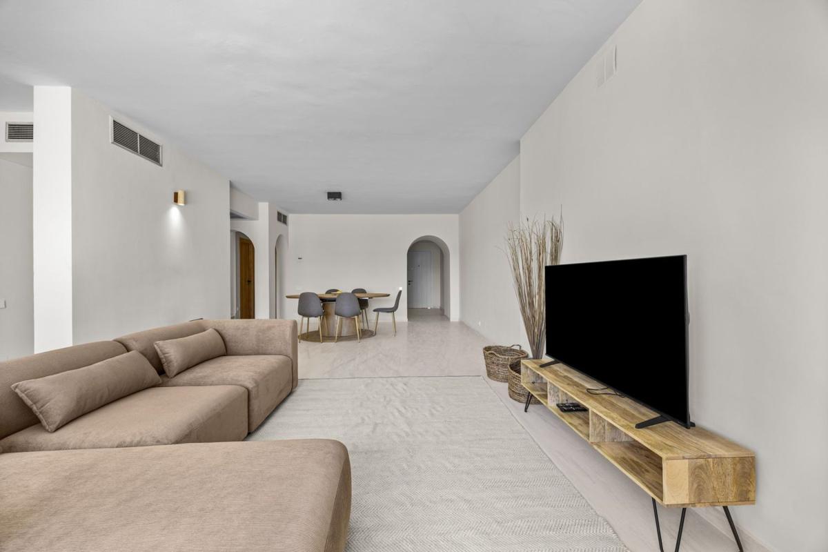 Venta de duplex en Dúplex en Urbanizacion Cartuja del Golf, Nueva Atalaya, Estepona, Estepona photo 5