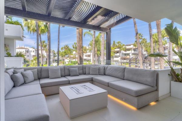 Sale of flat in Piso en Urbanizacion Marina Marbella, 6, Puente Romano, Marbella, Marbella
 photo 2