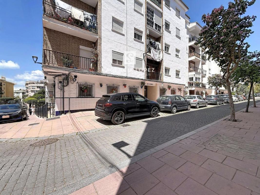 Venta de piso en Piso en Centro, Estepona, Estepona
 photo 2
