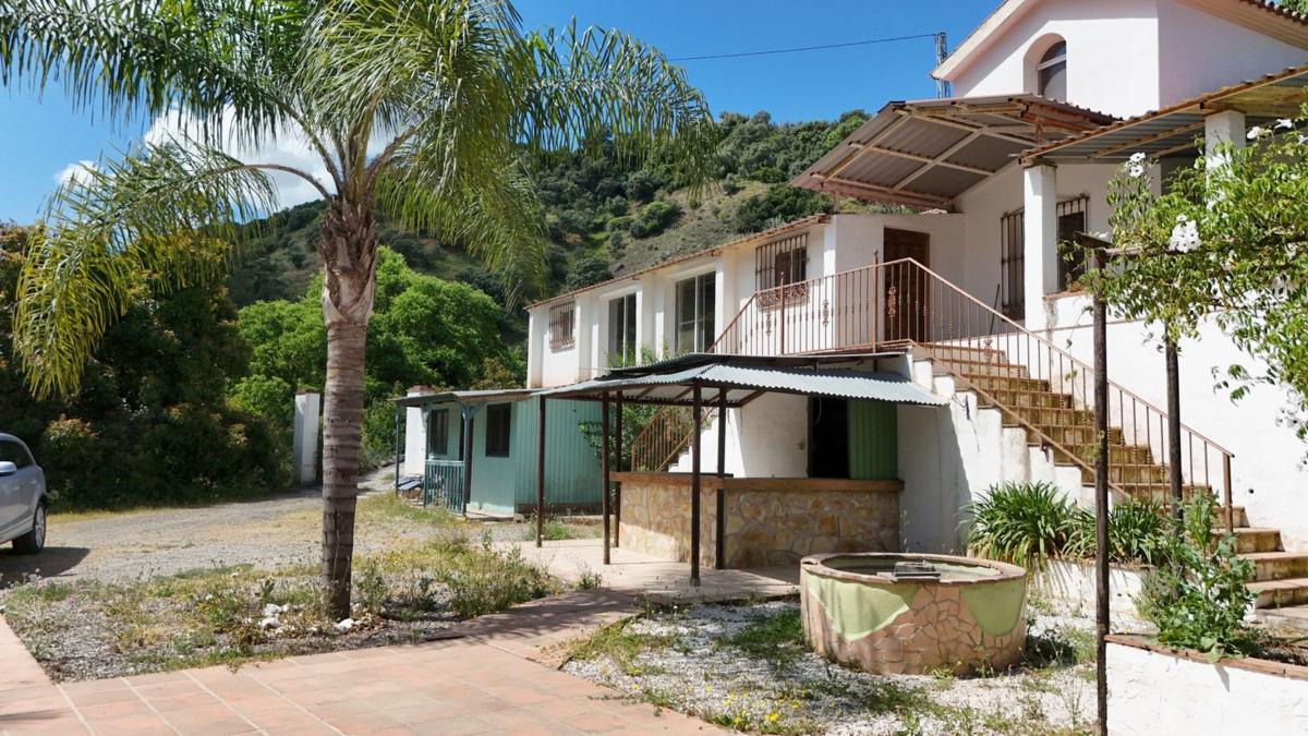 Properties for sale and rent in Spain photo 5