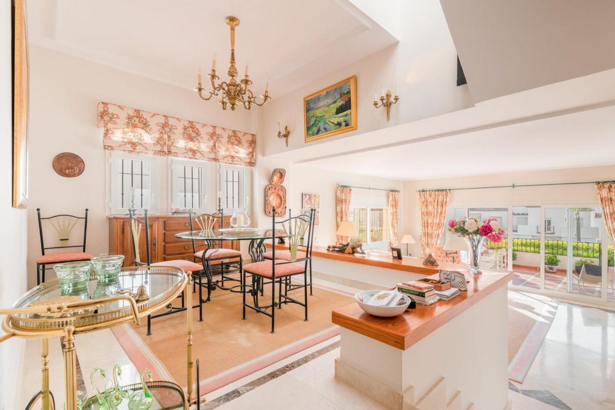 Sale of townhouse in Chalet adosado en Aguilas, 31, Aloha, Marbella , Marbella photo 3