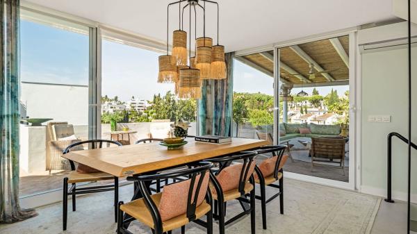 Chalet pareado en Cecilia Bohl De Faber, Lomas de Marbella Club, Marbella photo 4
