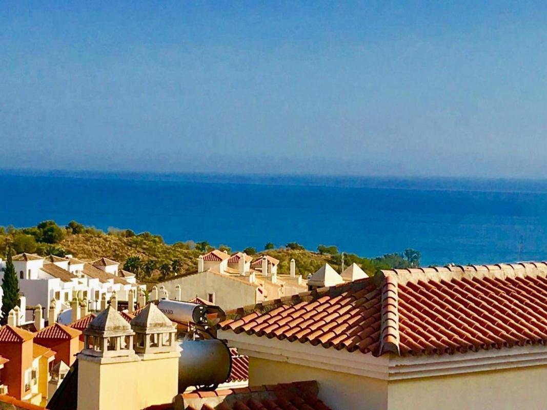 Sale of apartment in Piso en Urbanización Añoreta, Añoreta Golf - Paraíso del Sol, Rincón de la Victoria, Rincón de la Victoria
photo 1