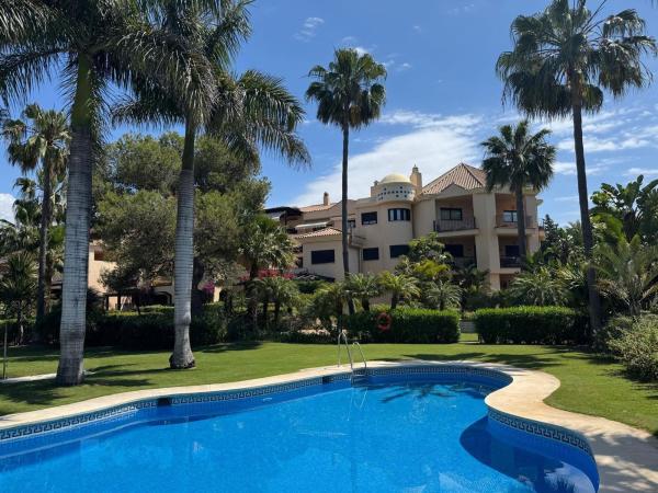 Venta de piso en Piso en Puerto Banús, Marbella, Marbella
photo 1