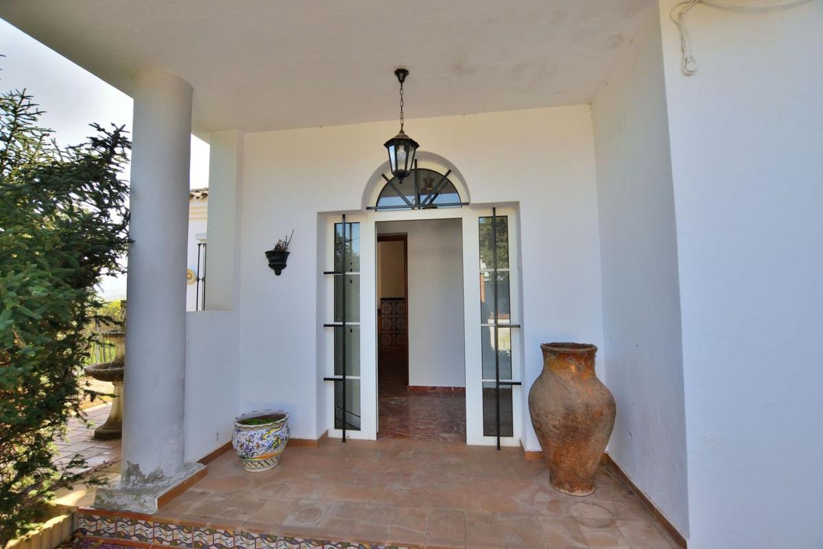 Properties for sale and rent in Spain photo 3
