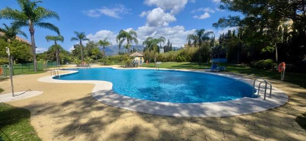Duplex for sale on Dúplex en Avenida Reina Doña Sofia, Bahía de Marbella, Marbella, Marbella photo 1