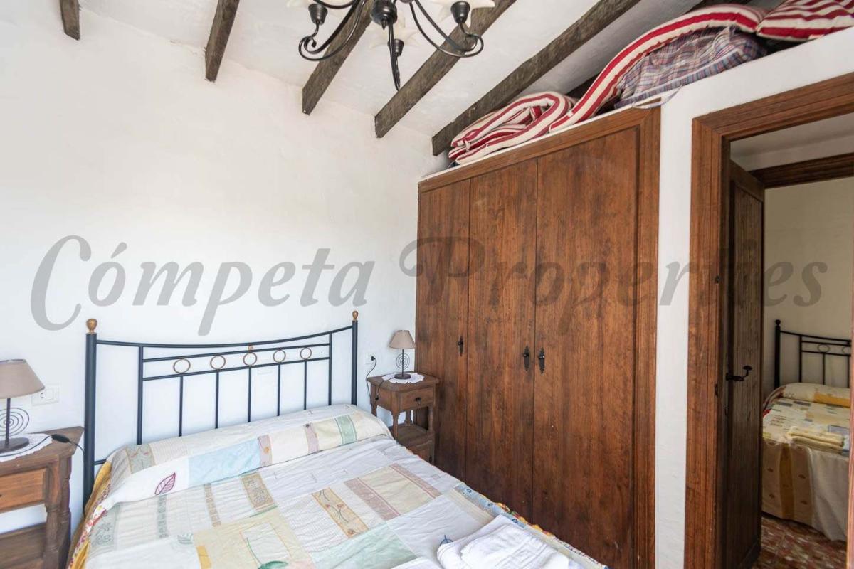 Properties for sale and rent in Spain photo 3