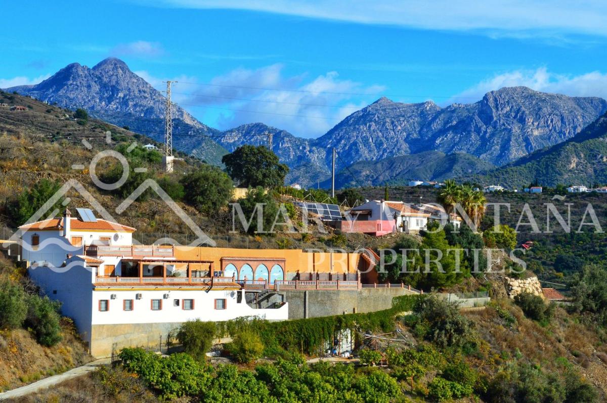 Properties for sale and rent in Spain photo 3