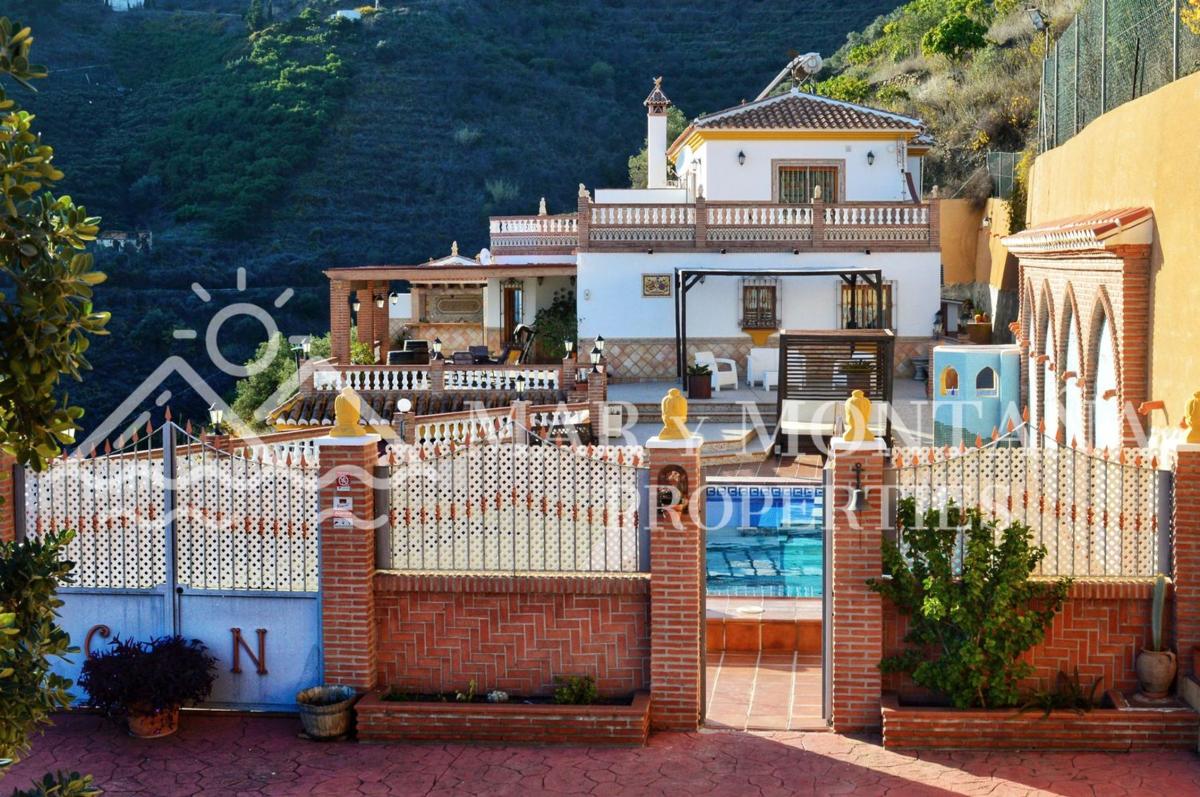 Properties for sale and rent in Spain photo 4