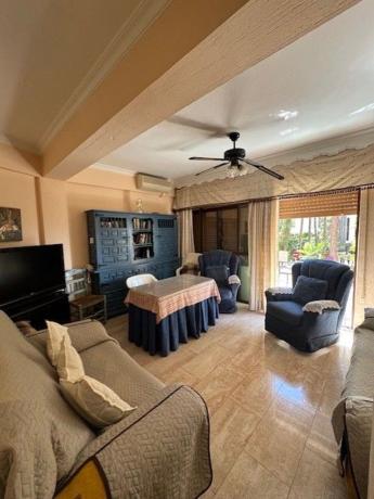 Venta de piso en Piso en Playa Bajadilla-Puertos, Marbella, Marbella
photo 1