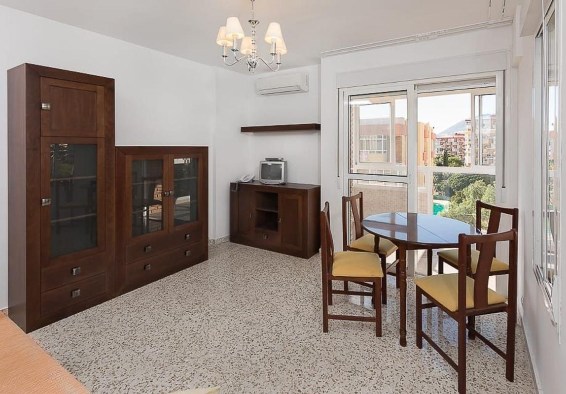 Продажа квартиры на Piso en Avenida Gamonal, 4, Parque de la Paloma, Benalmádena, Бенальмадена
photo 1
