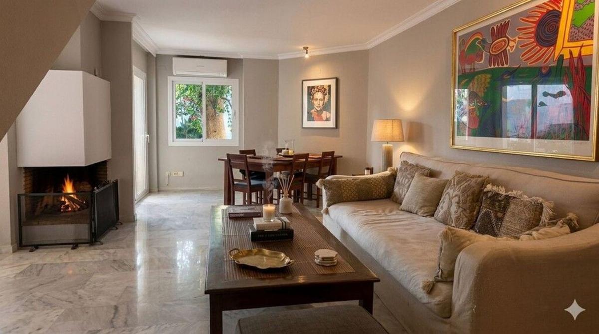 Venta de chalet adosado en Chalet adosado en La Dama de Noche-La Alzambra, Marbella , Marbella photo 3