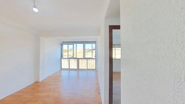 Venta de piso en Piso en Victoria Eugenia, Málaga, Málaga
 photo 3