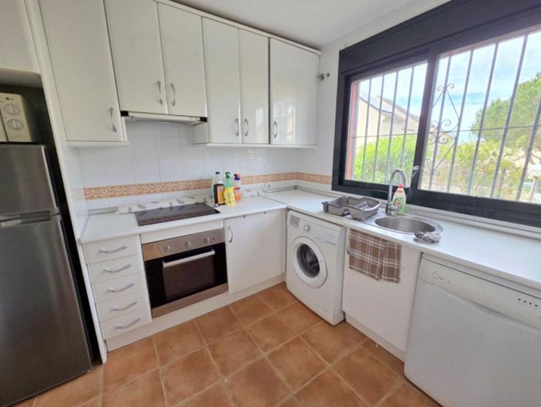 Sale of townhouse in  Chalet adosado en Complejo Villas del Golf, 22, La Duquesa, Manilva , Manilva photo 5