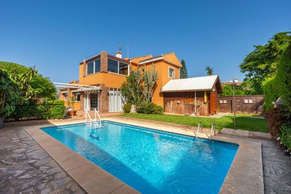 Casa o chalet independiente en Linda Vista-Nueva Alcántara-Cortijo Blanco, Marbella photo 1