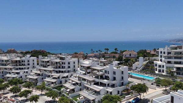 Продажа квартиры на Piso en Calle Polonia, Huerta Nueva, Estepona, Эстепона
photo 1