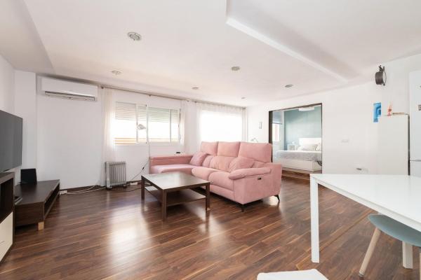 Продажа квартиры на Piso en Calle Ecuador, Añoreta Golf - Paraíso del Sol, Rincón de la Victoria, Ринкон-де-ла-Виктория
photo 1