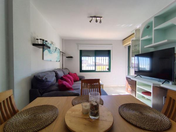 Venta de piso en Piso en CL Quilla, Zona Centro Comercial Torrequebrada, Benalmádena, Benalmádena
 photo 4