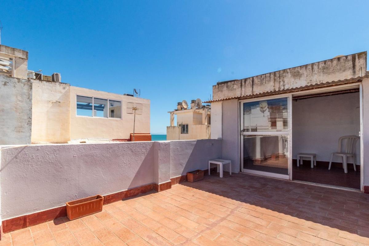 Sale of townhouse in Chalet adosado en La Carihuela - Los Nidos, Torremolinos , Torremolinos photo 4
