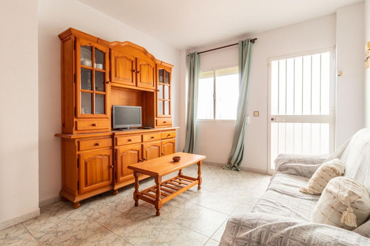 Sale of townhouse in Chalet adosado en La Carihuela - Los Nidos, Torremolinos , Torremolinos photo 5