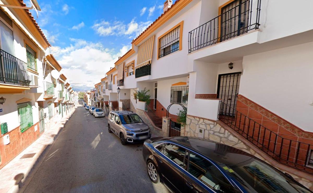 Sale of townhouse in Chalet adosado en Calle Océano Índico s/n, Jardines de Alhaurín-Huerta Alta-Fuensanguínea, Alhaurín de la Torre , Alhaurín de la Torre photo 2