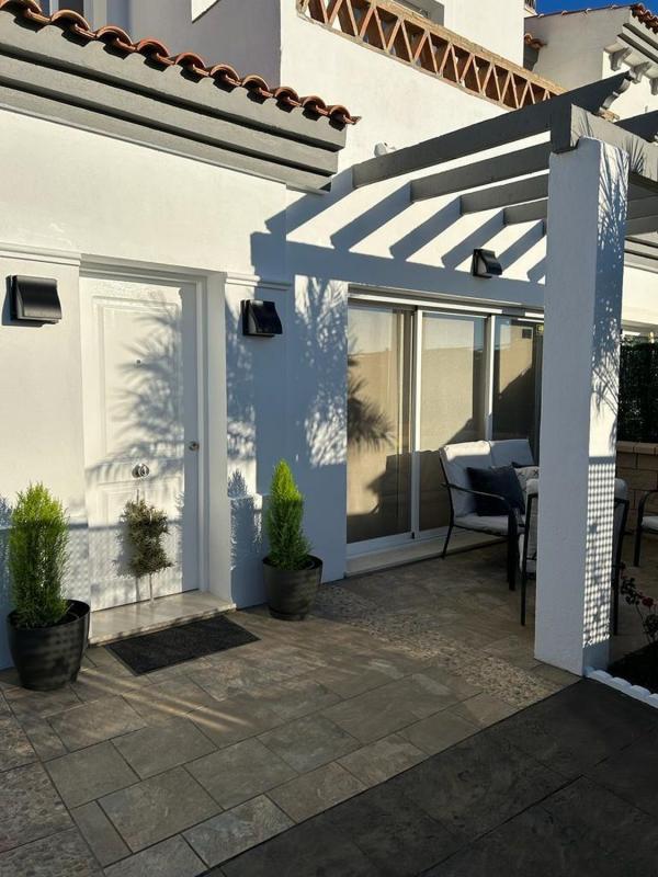 Properties for sale and rent in Spain photo 4