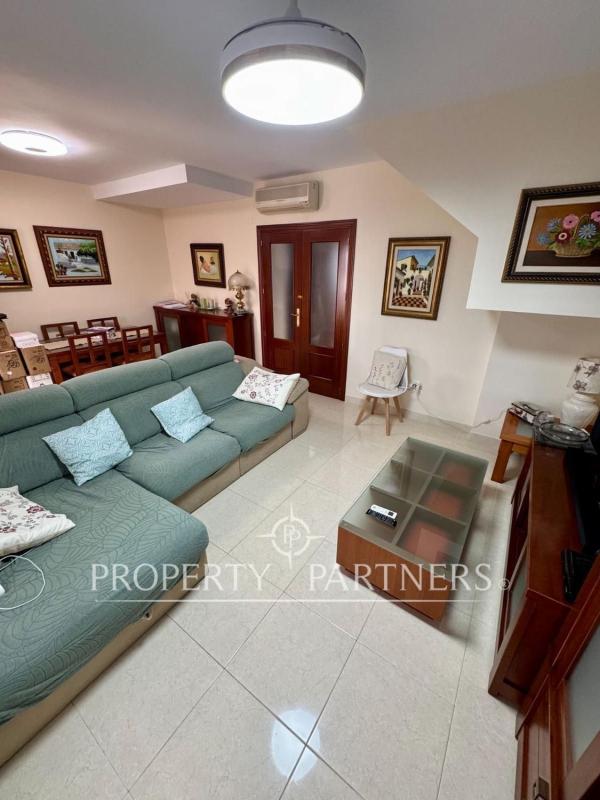 Sale of townhouse in Chalet adosado en Arrabal Rincon del Sol, Lo Cea - Los Cortijos, Rincón de la Victoria , Rincón de la Victoria photo 2