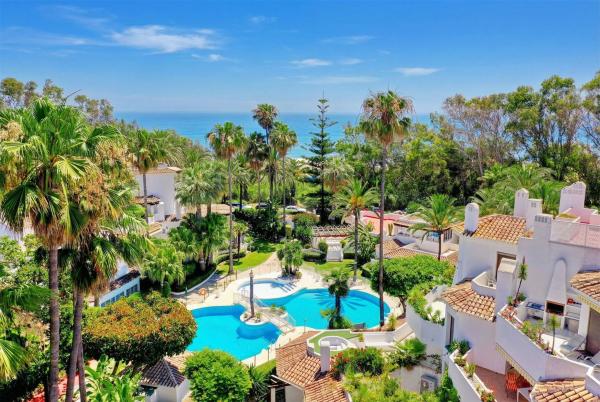Sale of flat in Piso en Real de Zaragoza, Marbella, Marbella
 photo 1