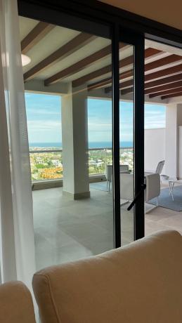 Продажа квартиры на Piso en Urbanizacion Nueva Atalaya, La Alquería, Benahavís, Бенахавис
photo 1