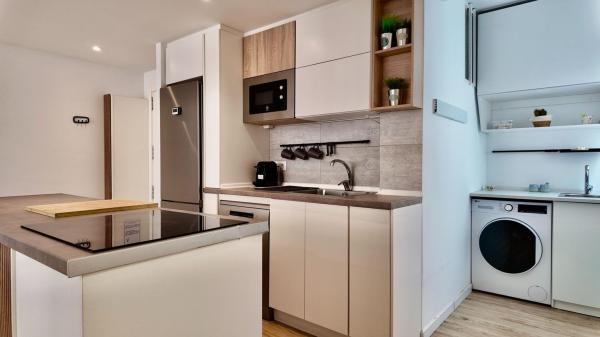 Venta de piso en Piso en Calle Mirasierra, 5, Centro Ciudad, Fuengirola, Fuengirola
photo 1
