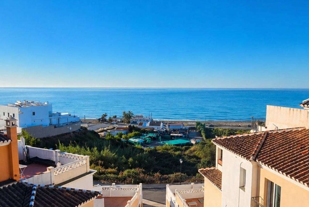 Sale of apartment in Piso en Avenida del Peñoncillo, El Peñoncillo, Torrox, Torrox
photo 1