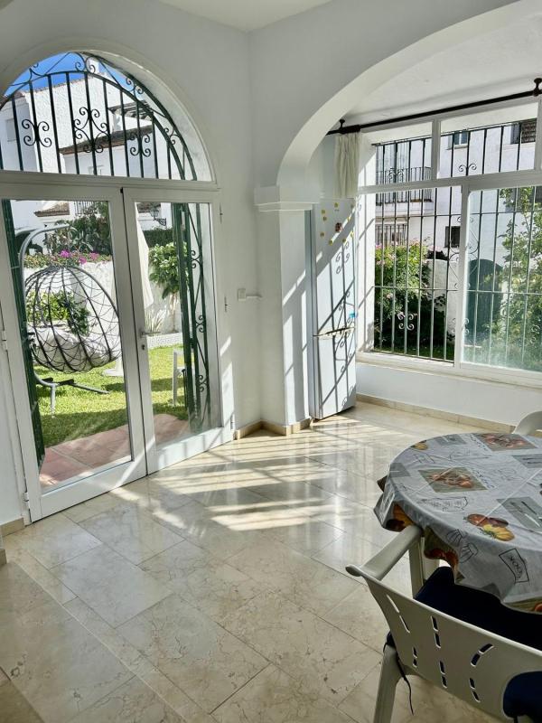 Продажа квартиры на Piso en Avenida de la Gardenia s/n, Paraiso-Barronal, Estepona, Эстепона
photo 3