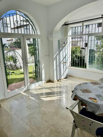 Продажа квартиры на Piso en Avenida de la Gardenia s/n, Paraiso-Barronal, Estepona, Эстепона
thumbnail 2