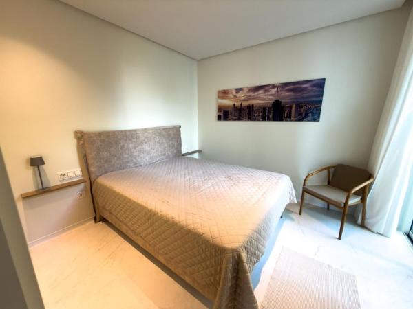 Venta de piso en Piso en Calle de Londres, 3, Palo Alto, Ojén, Ojén
thumbnail 1