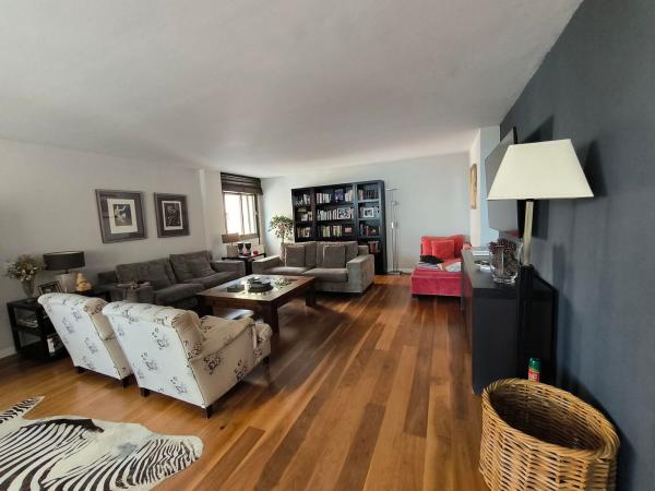 Venta de piso en Piso en Avenida Juan Sebastián Elcano, 1, Pedregalejo - Morlaco, Málaga, Málaga
thumbnail 1