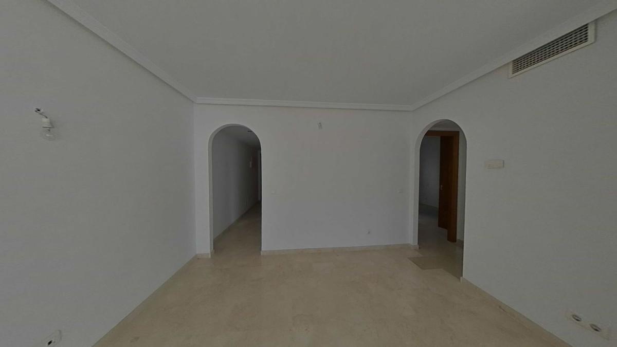 Venta de piso en Piso en Calle Albahaca, Benahavís, Benahavís, Benahavís
photo 3
