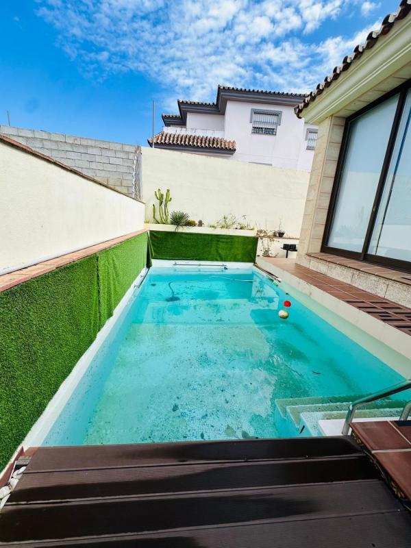 Properties for sale and rent in Spain photo 4