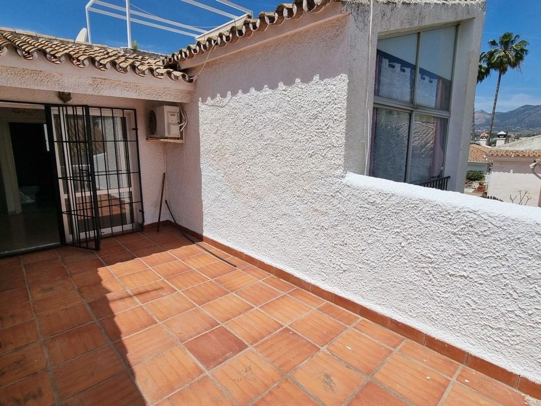 Sprzedaż szeregowego domku w  Chalet adosado en Cerros del Águila, Mijas , Mijas photo 3