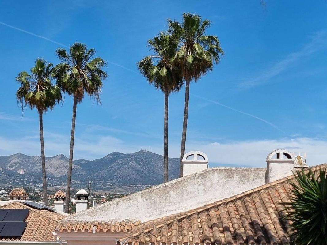 Sprzedaż szeregowego domku w  Chalet adosado en Cerros del Águila, Mijas , Mijas photo 5
