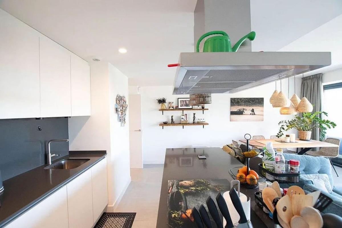 Продажа квартиры на Piso en Oasis 325, 1, La Concha-Resina Golf, Estepona, Эстепона
 photo 2